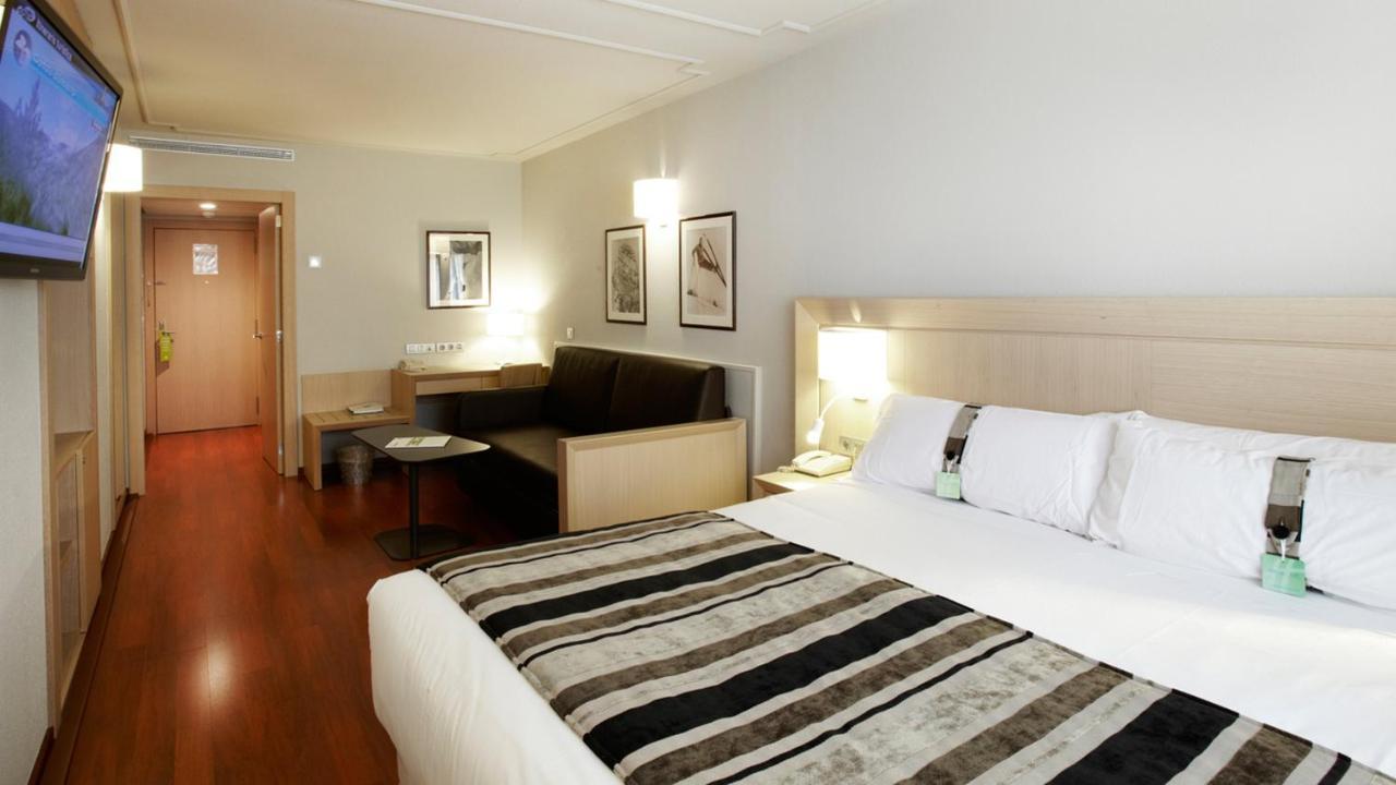 Suites Plaza Hotel & Wellness Andorra la Vella Exteriör bild